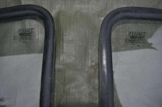 Różne szyby do Fiata 126p Malucha