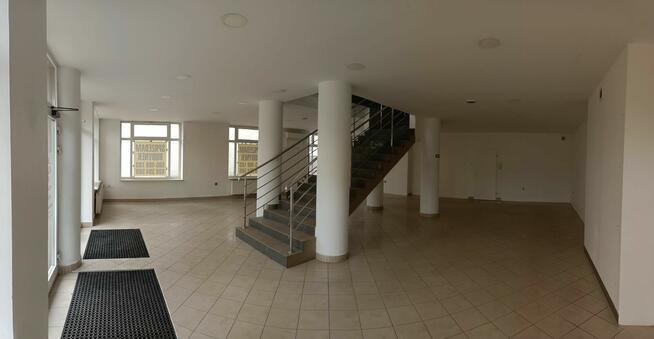 Sprzedam budynek w centrum miasta Radzyń Podlaski 4 piętra 4