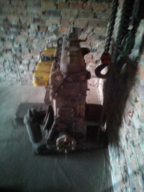 Sprzedam silnik lejllant SW 400 do kombajnu