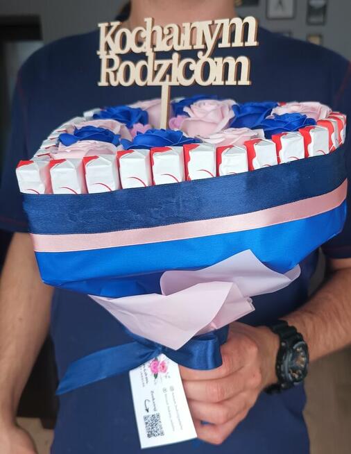 Bukiet w kształcie serca z czekoladkami i Raffaello