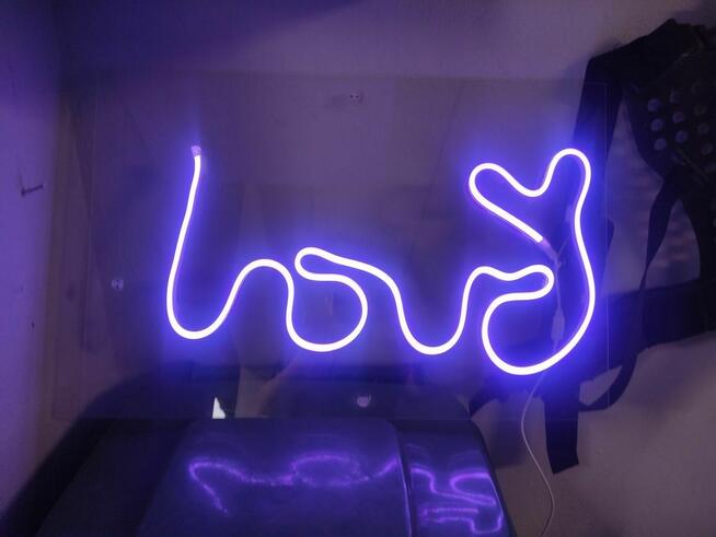 Okazja! Napis świecący LOVE idealny na każdą okazję