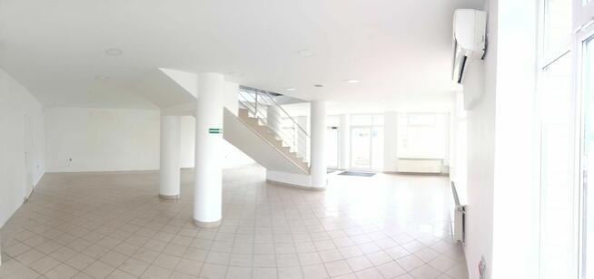 Sprzedam budynek w centrum miasta Radzyń Podlaski 4 piętra 4