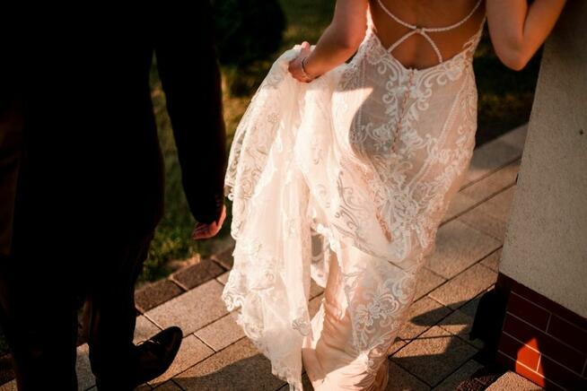 SUPER promka! Suknia ślubna Essense of Australia model: 3124