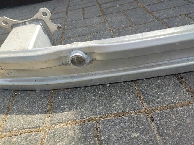 Wzmocnienie tylnego zderzaka Ford Focus MK-3