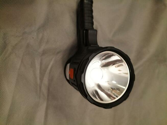 Latarka Szperacz Reflektor