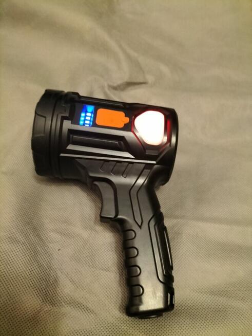 Latarka Szperacz Reflektor