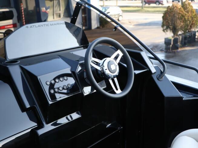 Nowa Łódź Motorowa Atlantic Marine 690 z przyczepą Eskapader