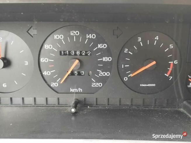 Volvo 744 2.3 benzyna 1989 klima unikat tył napęd import