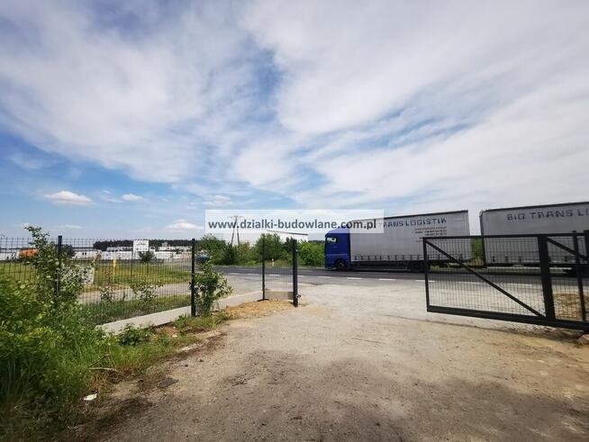 Wydzierżawię utwardzony teren, ogrodzony, prąd