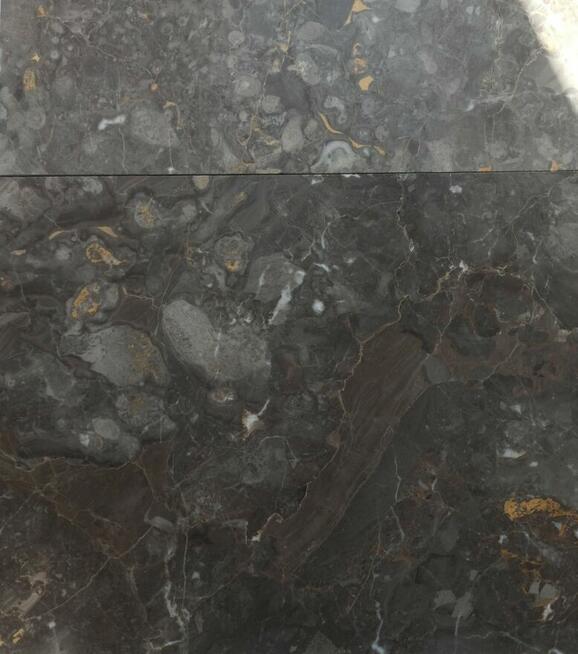 Płytki z marmuru Anthracite Gold. Wymiar płytek: 60 x 60 x
