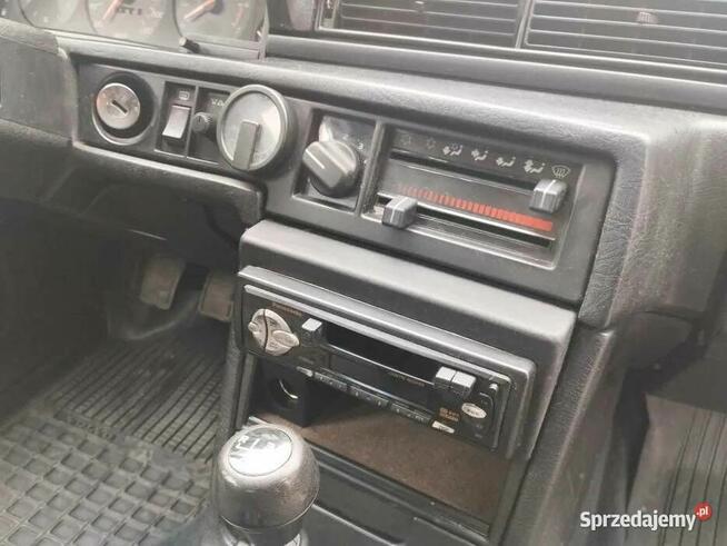 Volvo 744 2.3 benzyna 1989 klima unikat tył napęd import