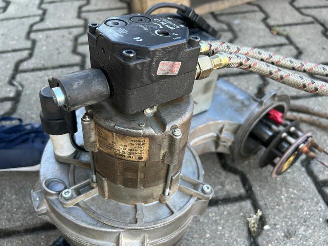 Kocioł olejowy BUDERUS G115 BE 92/42/EWG