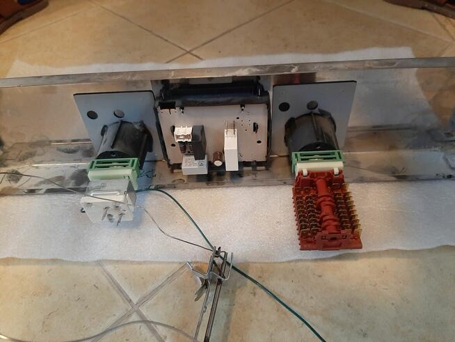 piekarnik BOSCH HBN43W350/02 - panel sterujący