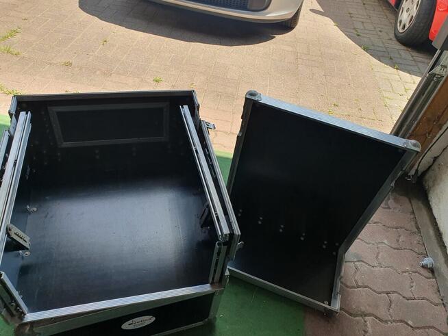 Skrzynie transportowe Barczak