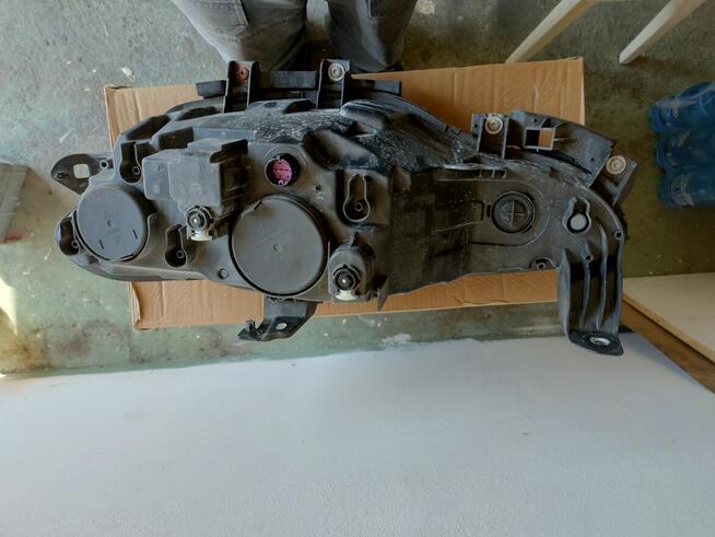 Prawy przedni reflektor od Fiata Tipo II gen