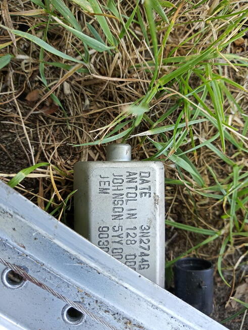 Podnosnik szyby Duster 1. Lewy przód