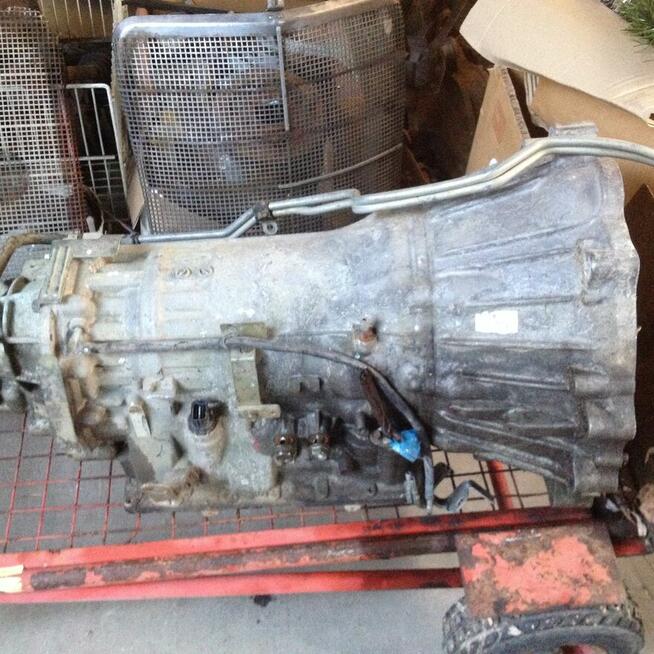 Auta, motory, łodzie i inne maszyny z USA na zamówienie