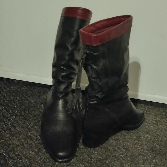 Saszki. Kozaczki. Botki z naturalnej skóry. Buty.