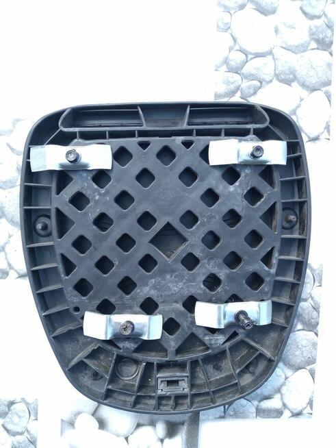 Sprzedam płytę pod kufer givi.