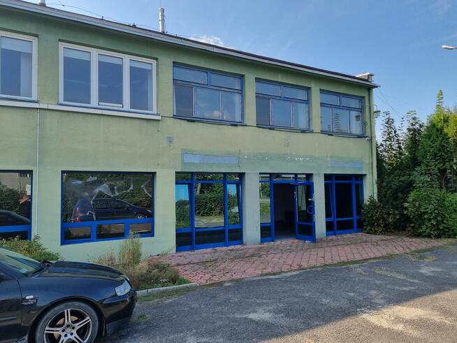 Sprzedam biurowiec w Lesku ul. Przemysłowa 11