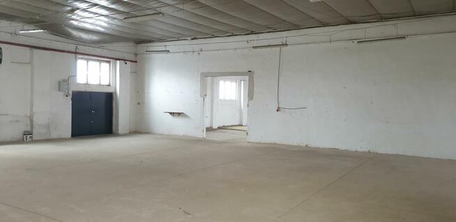 HALA 651 m2 z parkingiem 1500 m2 ogrodzonym