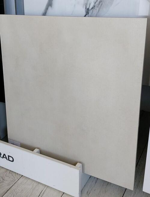 Płytki łazienkowe beżowe lapato 60x60 gat1 Batista desert