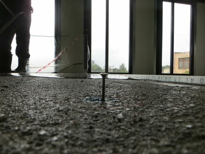 podłoga samopoziomująca cementowa MFC FINAL 410 40Mpa 4-15mm