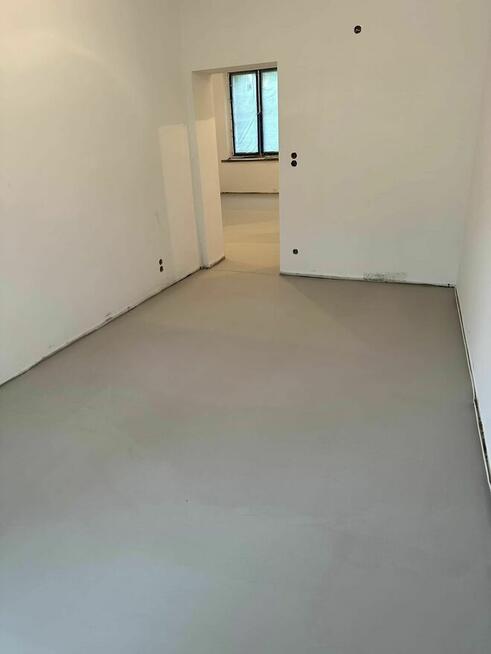 podłoga samopoziomująca cementowa MFC LEVEL 350 35Mpa 2-30mm