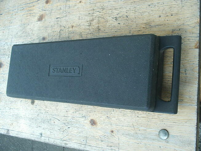 Zestaw kluczy nasadowych Stanley 25