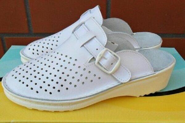 Obuwie medyczne skórzane cena 40 zł.