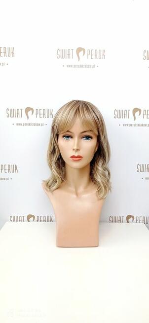 Peruka syntetyczna z grzywką