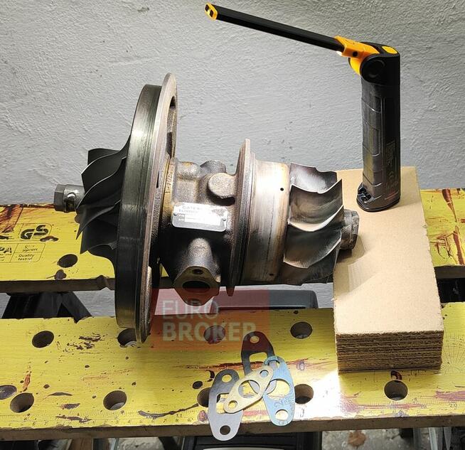 Wkład turbiny CAT do silnika C18