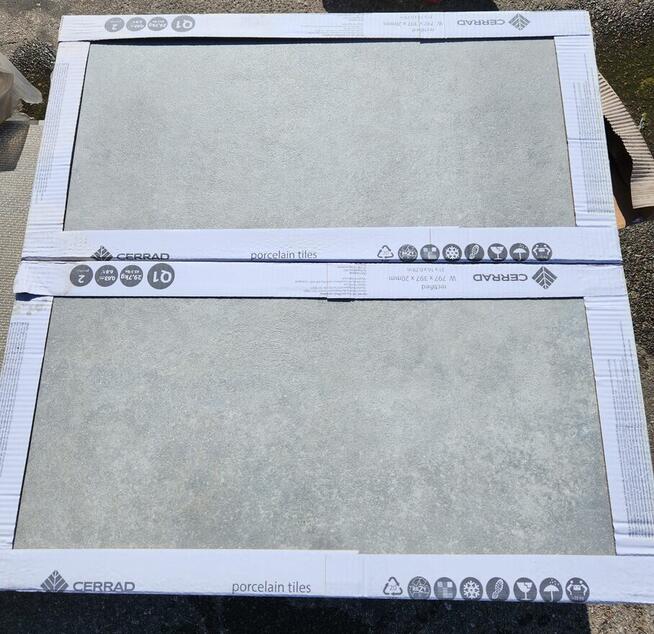 Płyty gresowe 2cm na schody, tarasy wenylowane 40x80 gat.1
