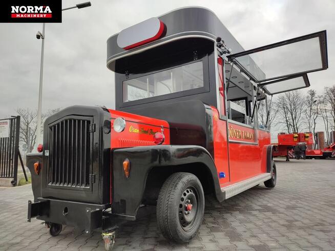 Food Truck z pełnym wyposażeniem