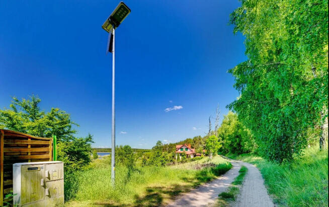 Piękna działka nad jeziorem