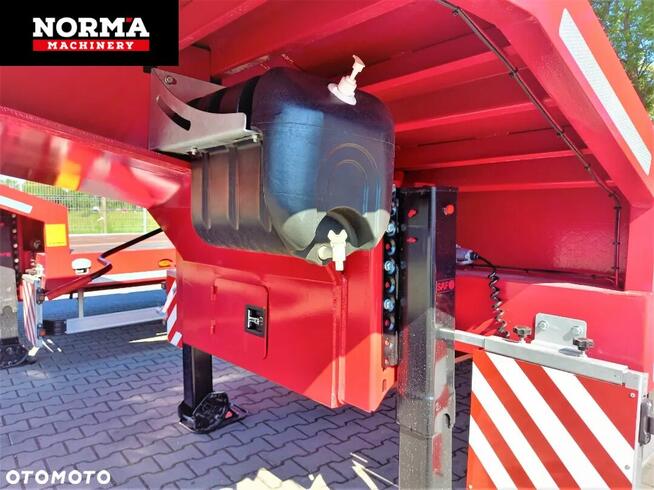 Naczepa niskop. SCORPION Hydraulika, 4 osie.