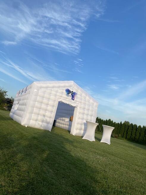 Wynajem dmuchanego namiotu imprezowego
