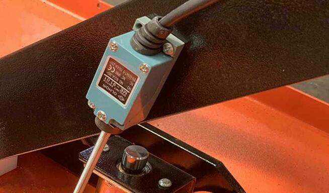 Podnośnik NOŻYCOWY, diagnostyczny, SPECJALISTYCZNY 5T