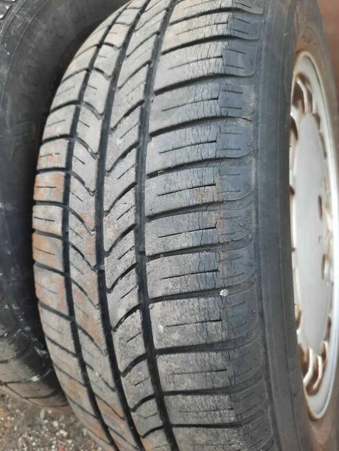 Oryginalne alufelgi Gullideckel 15 Mercedes190 W201 opony