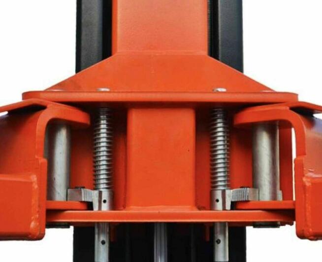 Podnośnik dwukolumnowy łączony górą do busów 6T automat