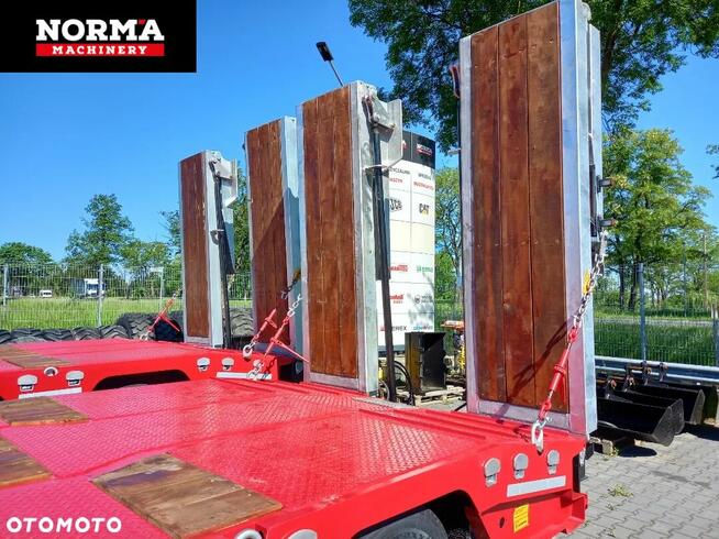 Naczepa niskop. SCORPION Hydraulika, 4 osie.