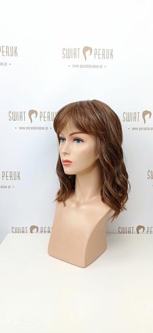 Peruka syntetyczna z grzywką