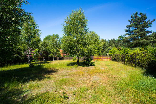 Działka rekreacyjna z domkiem letniskowym - Szyszki, Śląskie