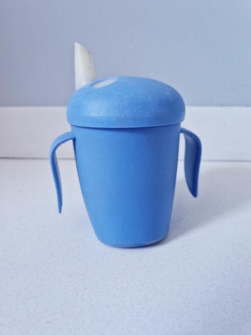 Dziecięce kubki niekapki