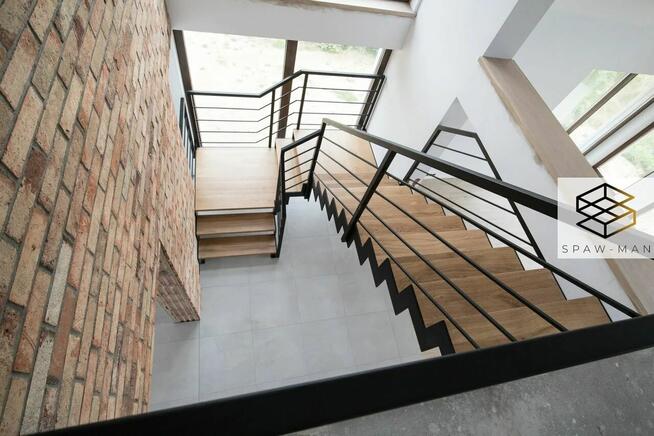 Drzwi loftowe, ścianki metalowo-szklane, balustrady, schody