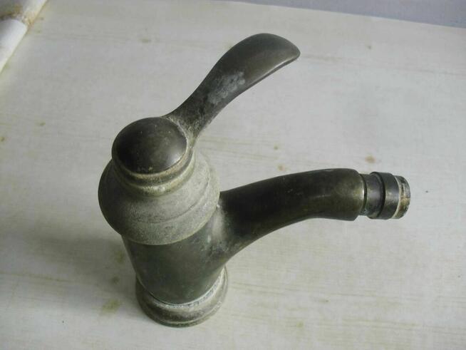 Mosiężna bateria umywalkowa - Kran mosiądz -