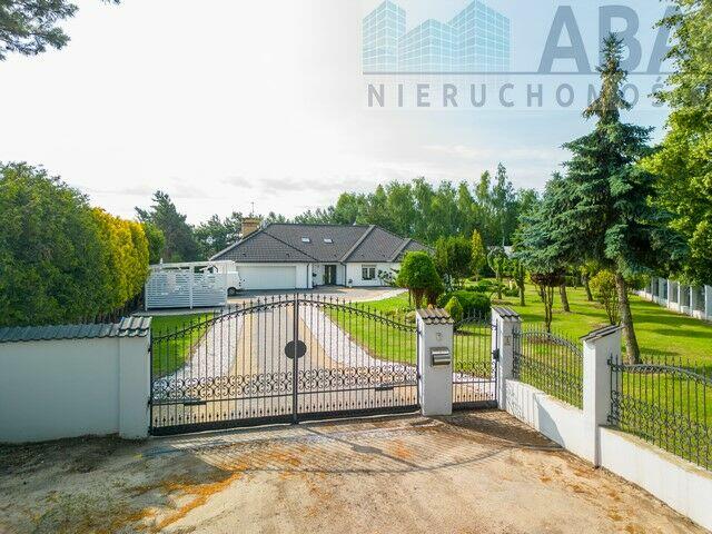 Przestronny dom z dużą działką w Starym Mieście