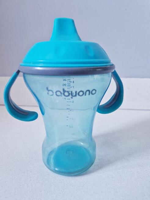 Dziecięce kubki niekapki