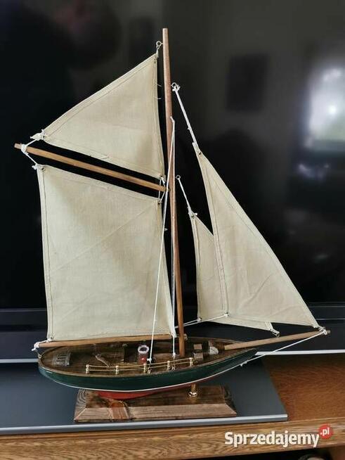 Drewniany Jacht łódź z żaglami ładna dekoracja do podmalunku