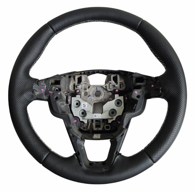 Kier Center - obszywanie i modyfikacja owalu kierownic, dywa